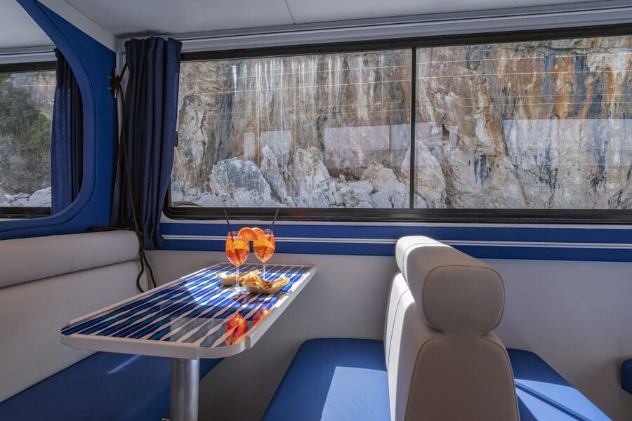 Cala Gonone: Grotta del Bue Marino and Cala Luna Boat Tour - Return times matter more than the four-hour label