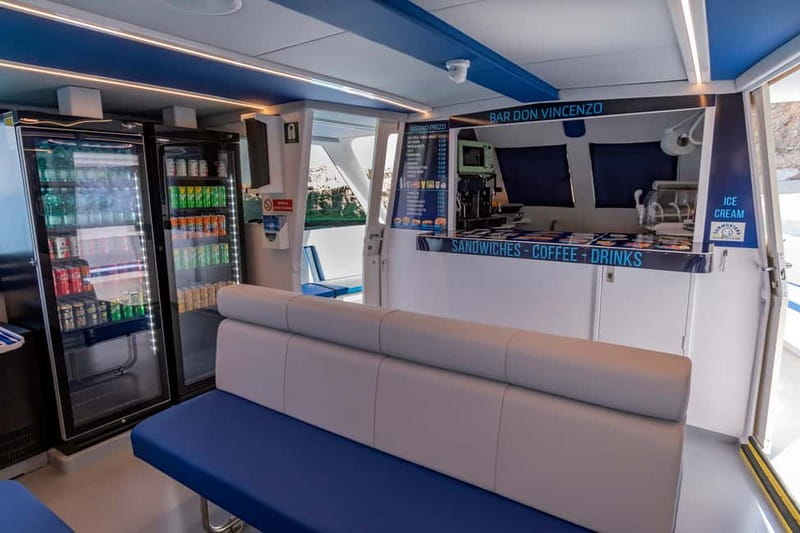 CALA GONONE: taxi boat to Grotta del Bue Marino - From Cala Gonone harbour to the cave entrance