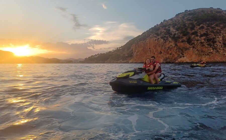 Cala Millor: Jetski Tour of Sea Lion Cave or Caves of Artà - How the listed itinerary unfolds