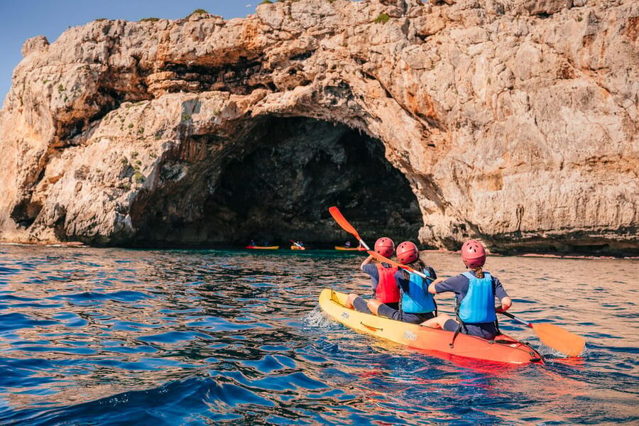 Cala Varques: Guided Sea Caves Kayak & Snorkeling Expedition - Returning to Cala Romantica