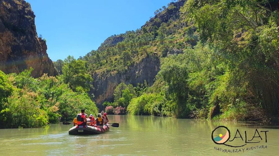 Calasparra: Almadenes Canyon Rafting Tour & Visit 3 Caves - The Abrigos del Pozo and prehistoric cave art