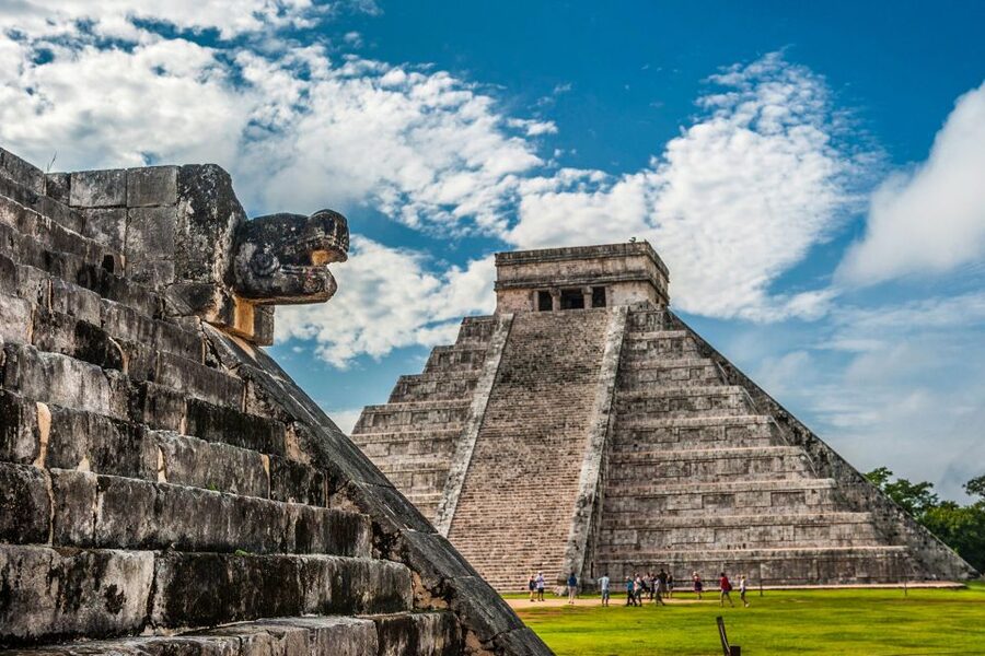 Cancun: Chichen Itza, Cenote & Valladolid Tour with Lunch - Who should book this full-day excursion?