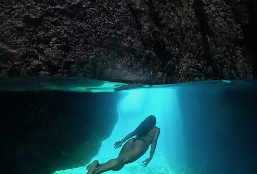 Cape Kamenjak: Kayak Tour with Cave Experience - Paddling south along the Istrian coast