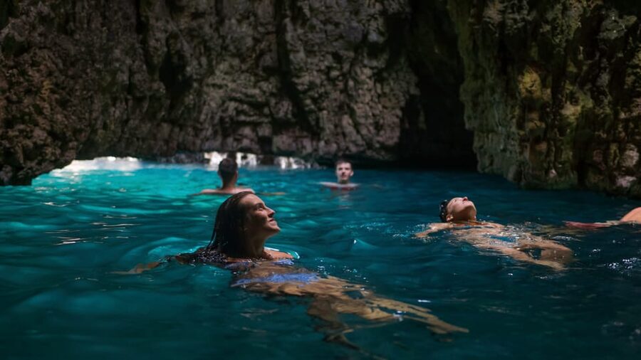 Cape Kamenjak: Kayak Tour with Cave Experience - The morning start and meeting point at Jistra Adventures