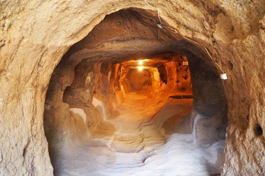 Cappadocia: Green Tour - Ihlara Valley & Underground City - The onyx workshop: useful demonstration, optional shopping