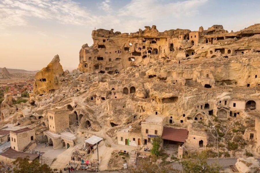 Cappadocia: Underground city and south tour with lunch - Çavuşin: a village built into the rock