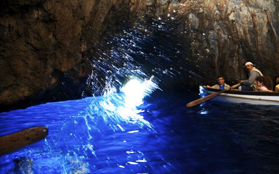 Capri: DIY Day Trip with Blue Grotto, Funicular & Lunch - What the flexible format really gives you