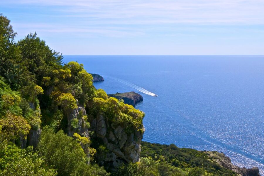Capri: Guided Island Boat Tour With a Stop at the Caves - Why Capri is best seen from the sea