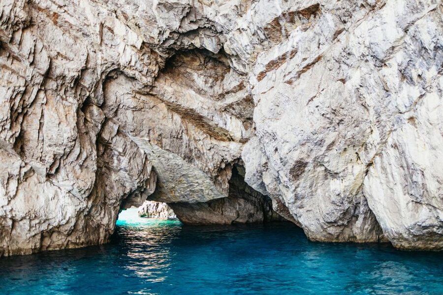 Capri: Island Boat Trip with Grottos - Choosing between the grotto and swimming options