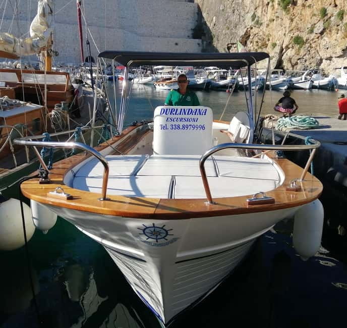 CASTRO-MALEPASSO: 3H CAVES BOAT TOUR WITH APERITIVE - Four caves, three swim stops, one compact coast trip
