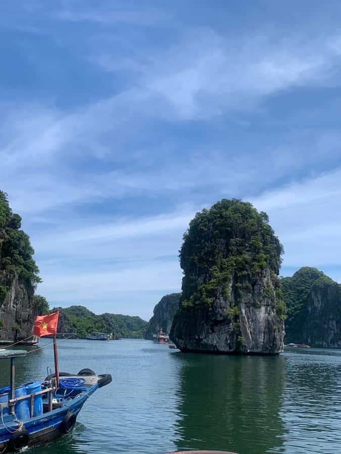 Cat Ba: Lan Ha and Ha Long Bay Boat Tour with Kayaking, Cave - Sailing past the karsts toward Cai Beo