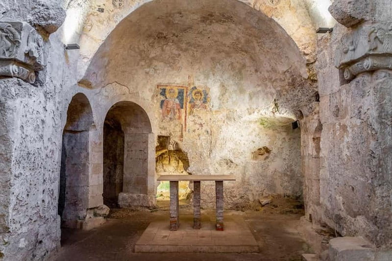 Catacomb of St. John: Entrance ticket and guided tour with VR viewer - Who will enjoy this underground visit most