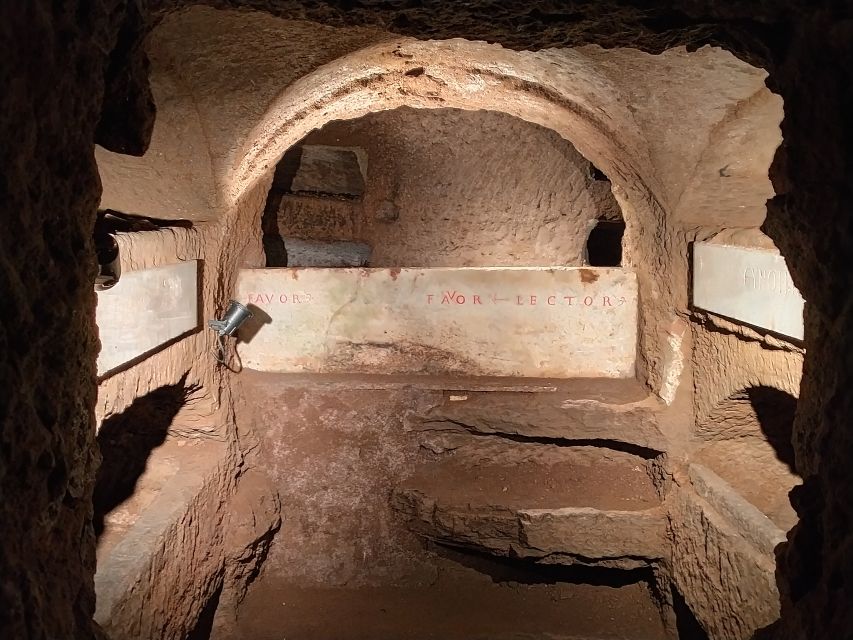 Catacombs of Saint Agnes Entry Ticket & Guided Tour - What the 30-minute route gives you