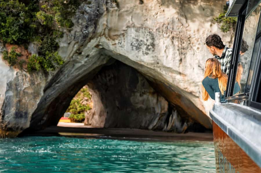 Cathedral Cove Coast and Cave Tour - Why the boat trip is more than a Cathedral Cove photo stop