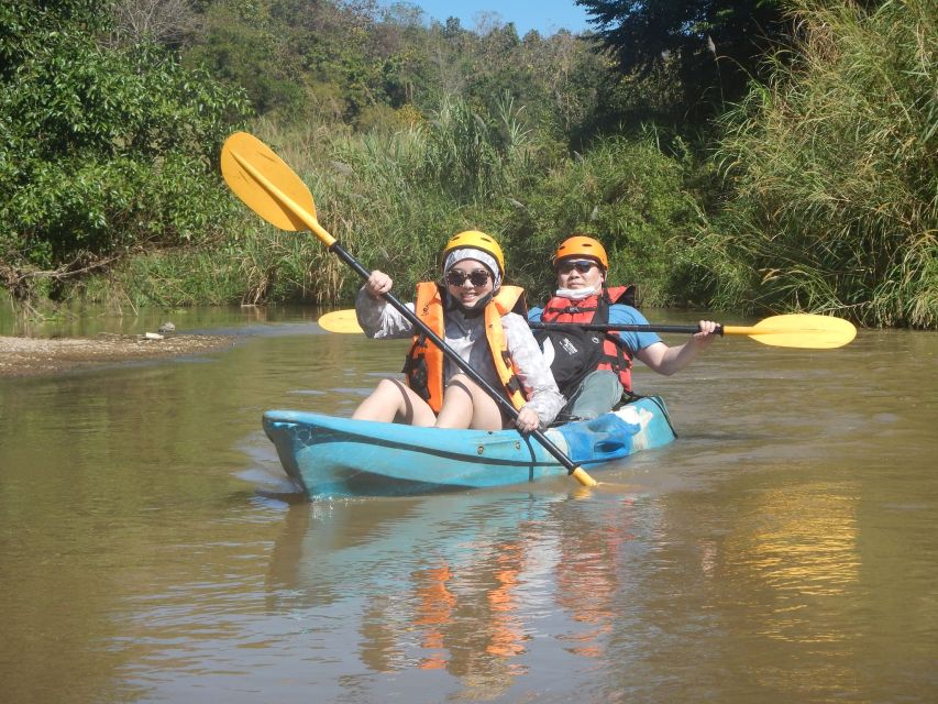 Chiang Mai: Full-Day Chiang Dao Caving & Jungle Kayaking - Lunch beside the cave