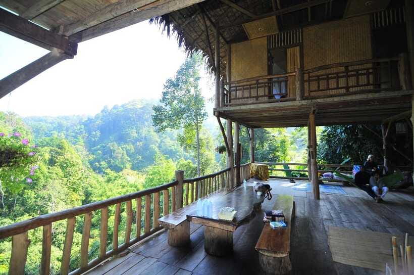 Chiang Mai: Sticky Waterfall & Caves Tour w/ Treehouse Stay - Who should book this two-day escape