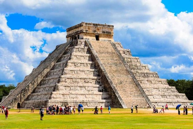 Chichen Itza, Cenote, and Valladolid Tour - The long ride to Chichen Itza