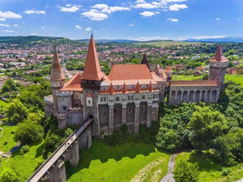 Cluj: Turda Salt Mine, Corvin Castle, Alba Carolina Tour - Alba Carolina Fortress and the story of 1918
