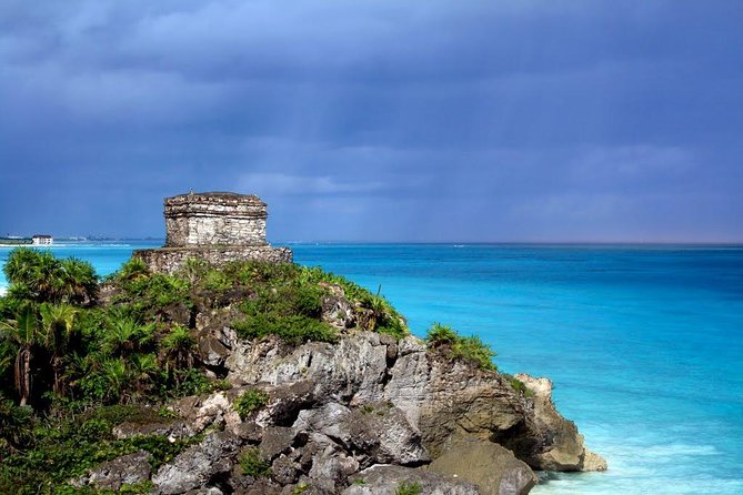 Coba Multun-Ha Cenote Tulum and Mayan Museum Small Group - Tulum: Maya walls above the Caribbean