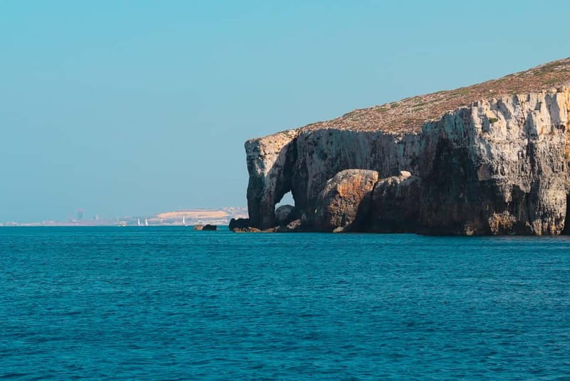 Comino: Blue Lagoon, Crystal Lagoon and Sea Caves Boat Tour - Halfa Rock and the Gozo coastline
