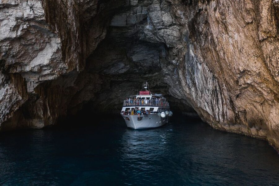 Corfu/Benitses/Lefkimmi: Paxos, Antipaxos, & Caves Cruise - Gaios gives you two hours to slow down