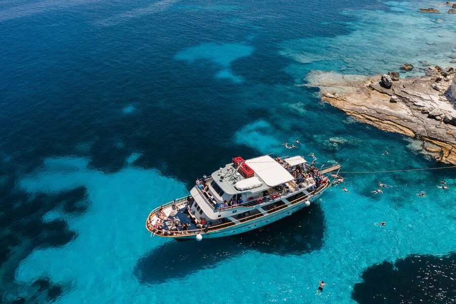 Corfu/Benitses/Lefkimmi: Paxos, Antipaxos, & Caves Cruise - Who should book this cruise?