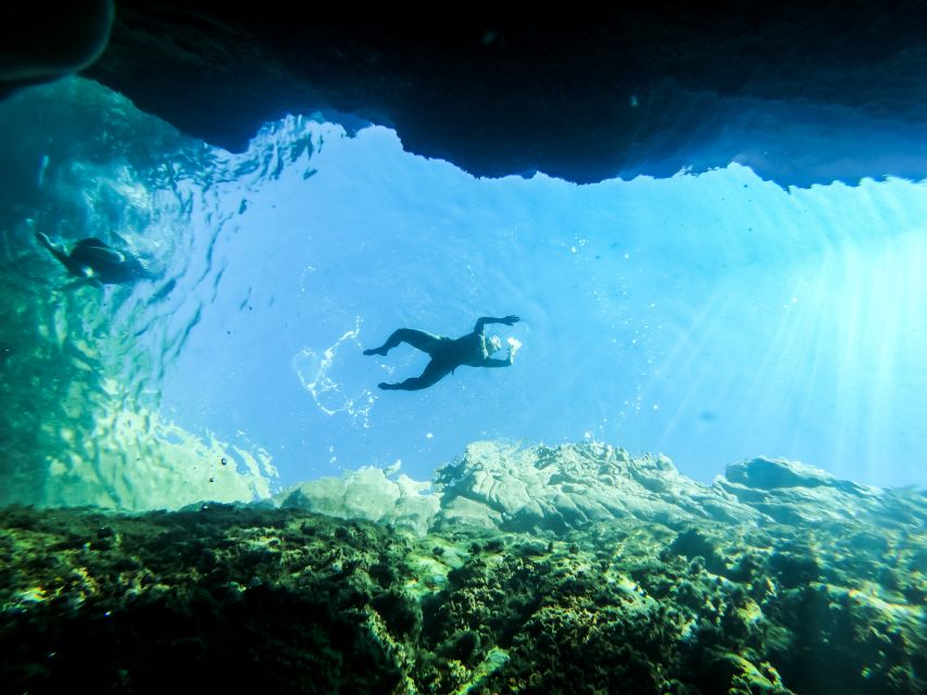 Costa Brava: Sea Caves Kayaking and Snorkeling Tour - The first 45 minutes: paddling into the coves