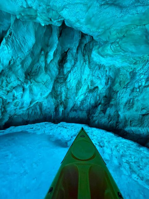 Cova dels Orguens: Cave Exploring Kayak & Snorkel Tour - Dragon’s Cave and its 10-minute visit