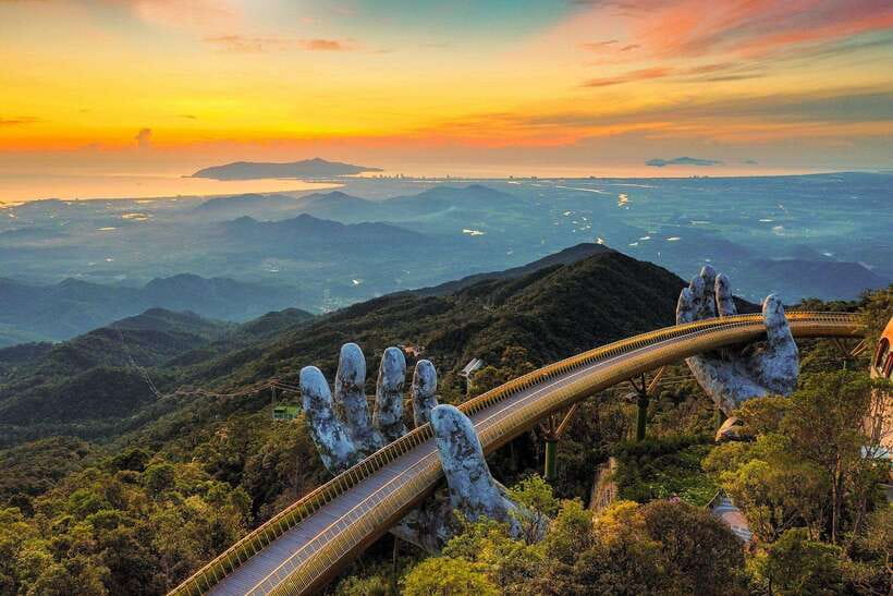 Da Nang: Golden Bridge, Lady Buddha, Marble Mt & Am Phu Cave - Marble Mountains and the climb into Thuy Son