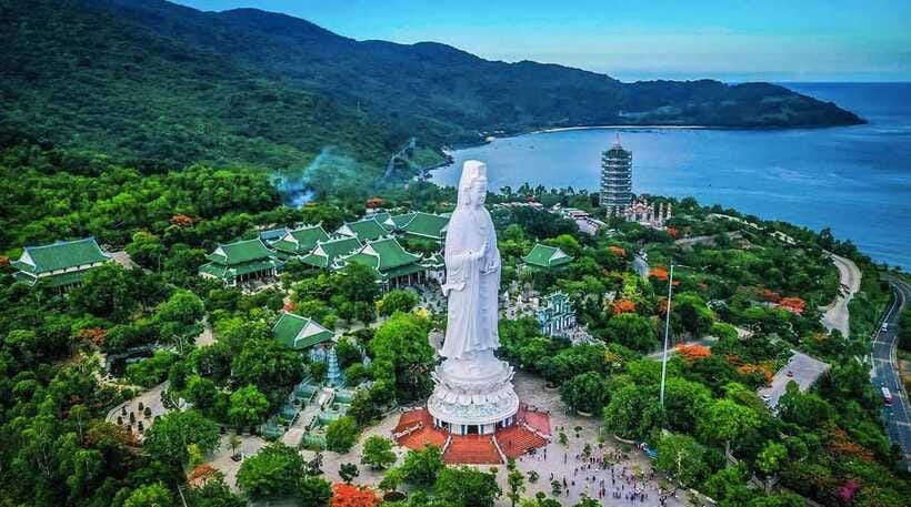 DaNang/HA: Lady Buddha, Marble Mountain & Am Phu Caves Tour - The guides make the biggest difference