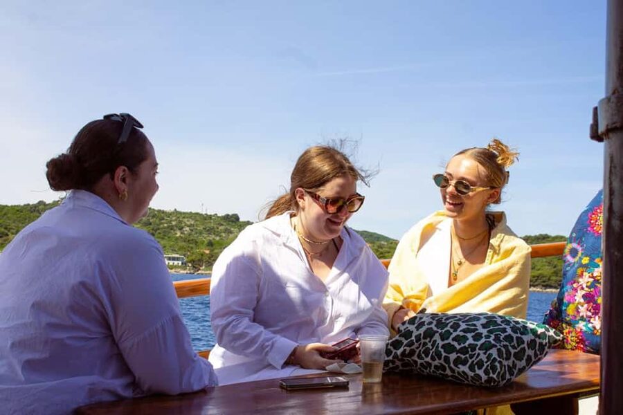 Dubrovnik: 6 hours Blue cave & Elaphiti with optional lunch - Koločep gives you 45 quiet minutes