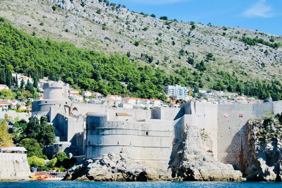 Dubrovnik: 6 hours Blue cave & Elaphiti with optional lunch - What the boat ride feels like