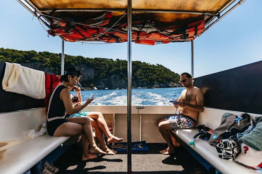 Dubrovnik: Blue Cave and Elafit Small Group Boat Exploration - What to pack for a safer, better outing