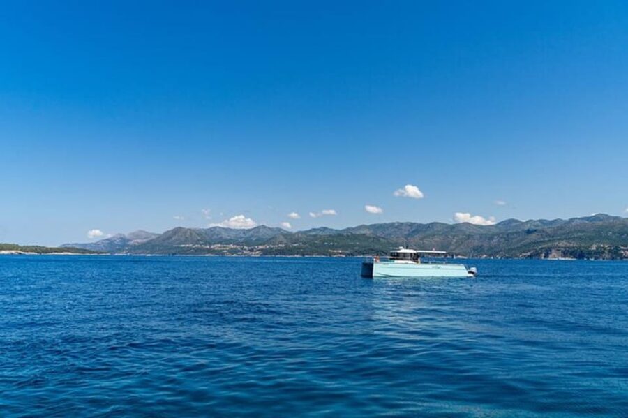 Dubrovnik: Blue Cave Catamaran Tour with Drinks and Snorkel - The Blue Cave and its natural light