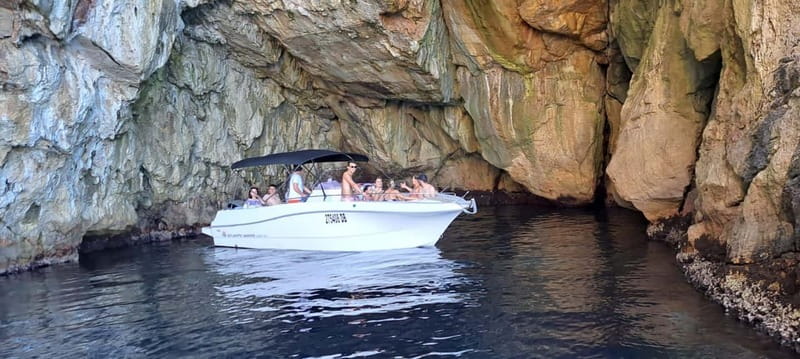 Dubrovnik: Blue Cave, Green Cave & Sunj Beach Speedboat Tour - Why this speedboat trip works well in Dubrovnik