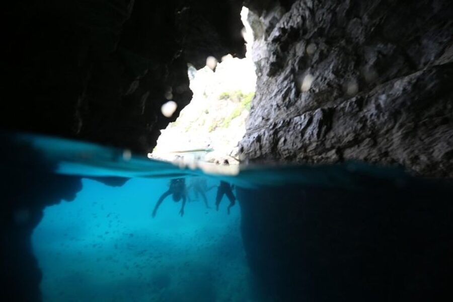 Dubrovnik: Blue Cave & Sunj Beach Boat Tour with Drinks - Key points to know before booking