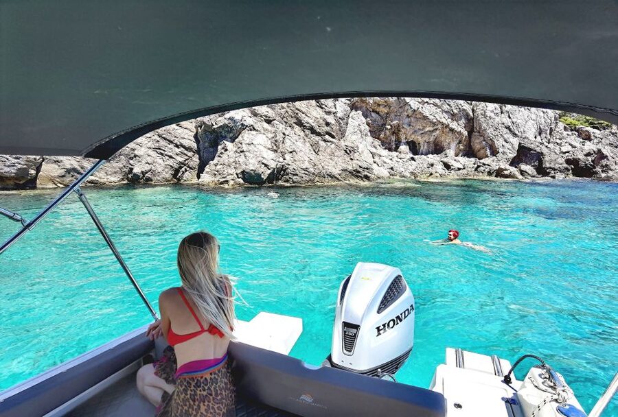 Dubrovnik: Blue Cave & Sunj Beach Boat Tour with Drinks - Timing, weather, and the best time to go