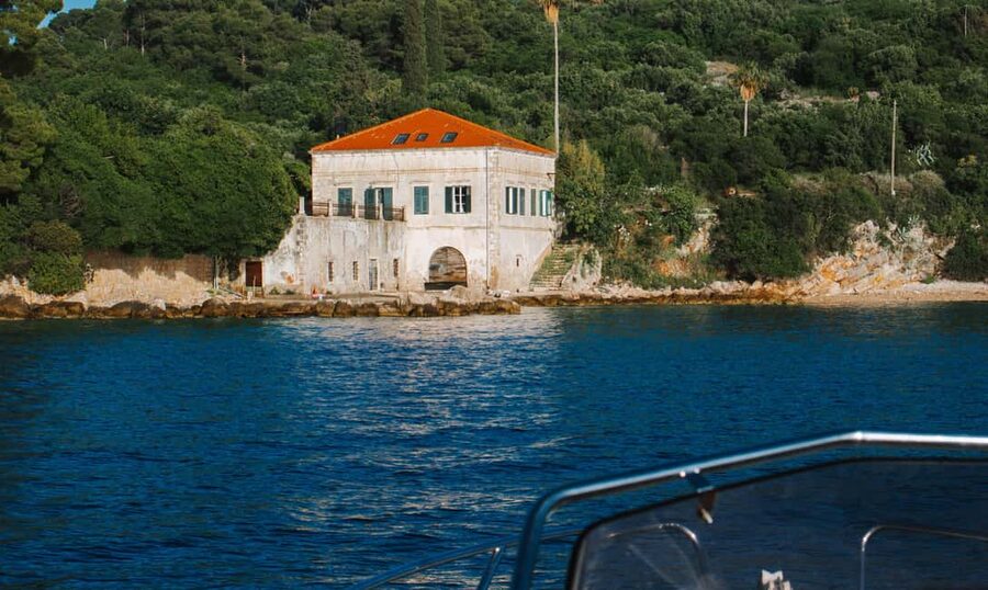 Dubrovnik:Elaphiti Islands and caves Private Speedboat Tour - Koločep closes the island-hopping portion