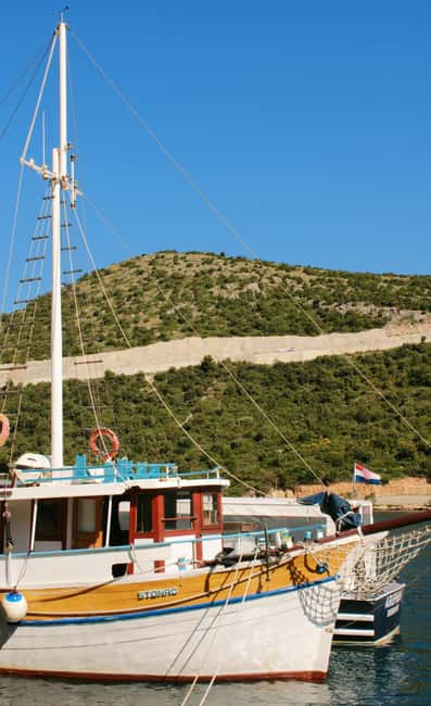 Dubrovnik: Full-Day Blue Cave & Elaphiti Islands Boat Tour - Why this boat trip works so well from Dubrovnik