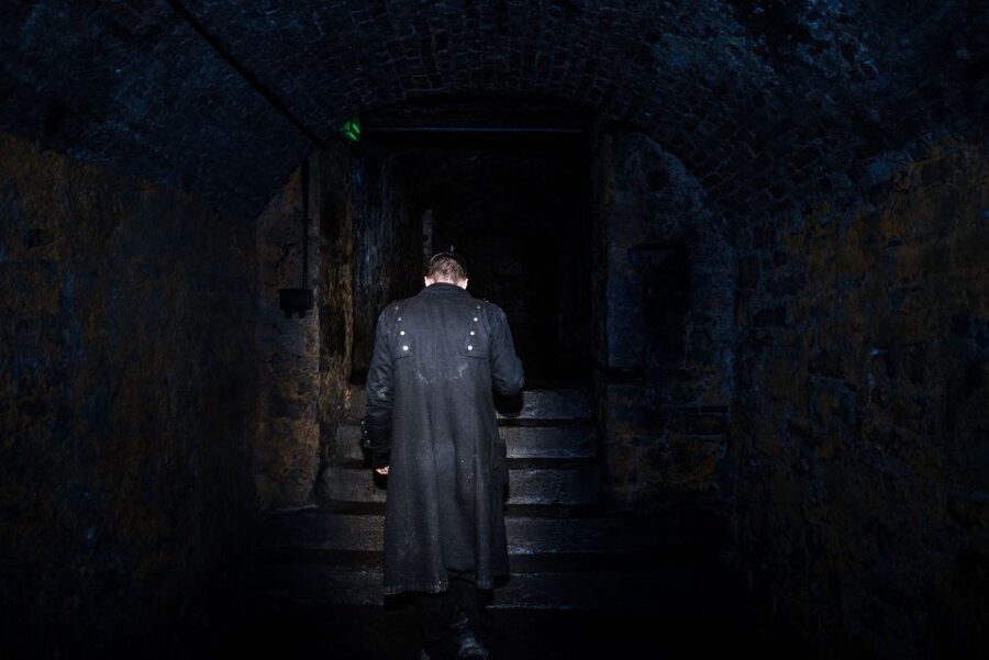 Edinburgh: Extreme Paranormal Underground Ghost Tour - Edinburgh’s Old Town after dark