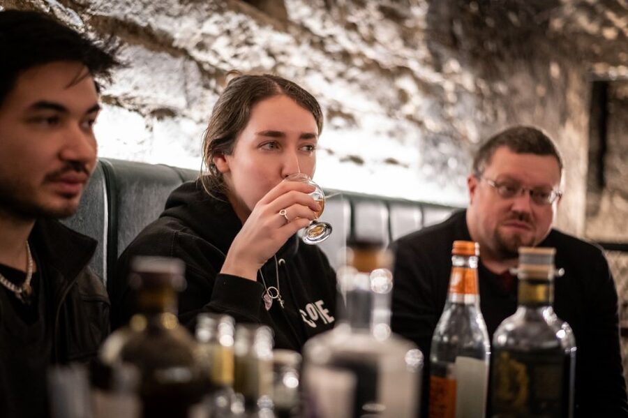 Edinburgh: Gin Tasting at Underground Venue - Practical tips before you go