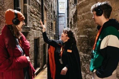 Edinburgh: Underground Vaults Evening Ghost Tour with Whisky