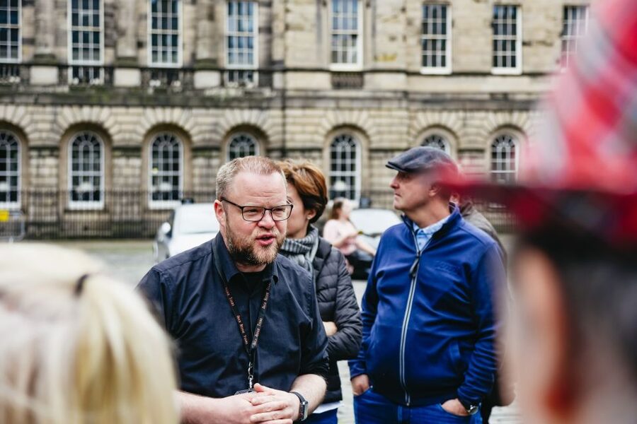 Edinburgh: Underground Vaults Tour - Practical tips for a smoother visit