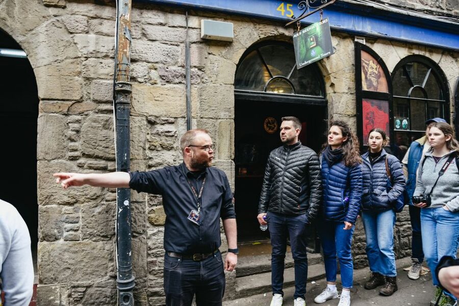 Edinburgh: Underground Vaults Tour - Entering the South Bridge vaults