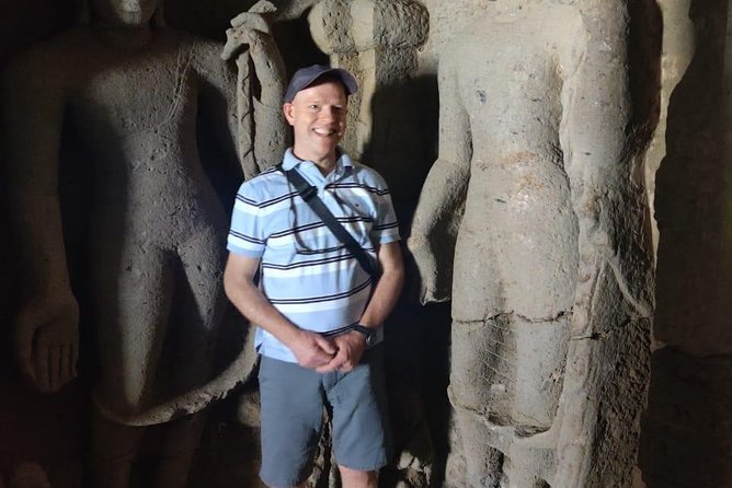 Elephanta Caves & Island Guided Private Tour - What you see inside the five Hindu caves