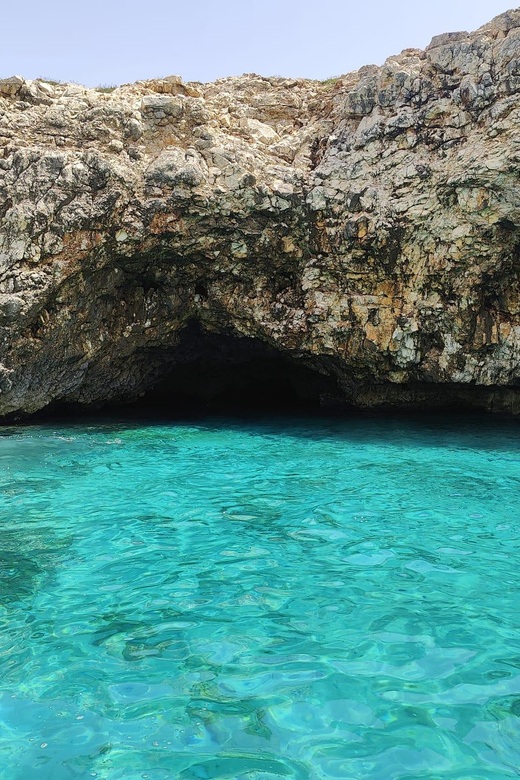 EXCURSION VISIT TO THE SANTA MARIA DI LEUCA CAVES - Snacks, drinks, and the feel on board