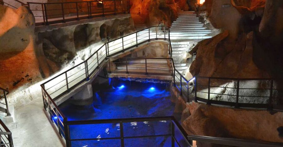 Explore Málaga and the Treasure Caves by Electric Car - Málaga’s harbor, beaches, and eastern neighborhoods