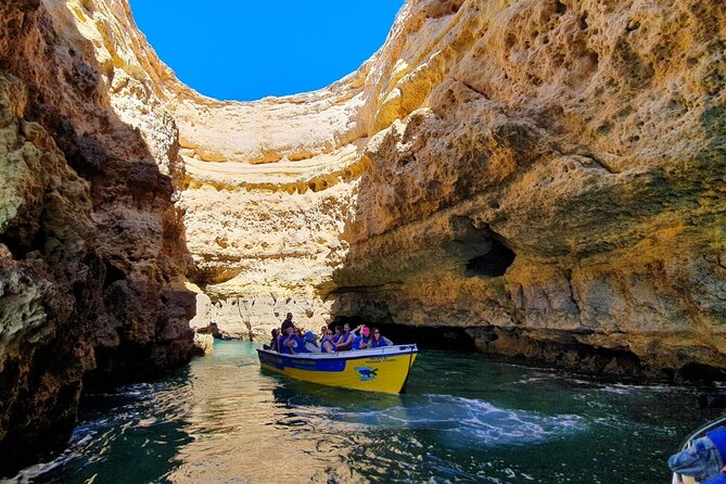 Express Tour - Benagil Cave - Why the small boat makes a difference