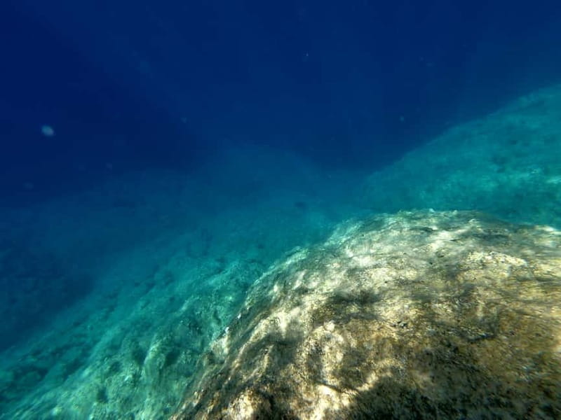 Faliraki: Boat Trip to Anthony Quinn & The Caves with Drinks - Unlimited drinks, but no food