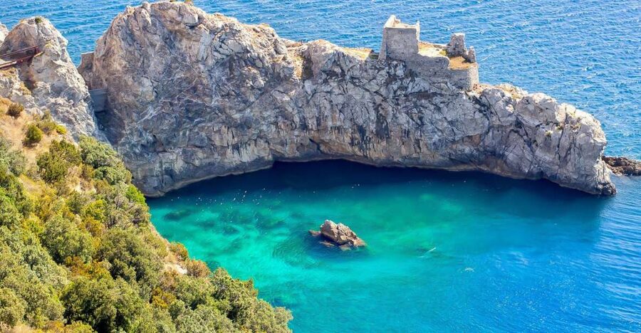 From Amalfi: Amalfi Coast 6-Hour Private Grottoes Boat Trip - Why six hours works so well on the Amalfi Coast